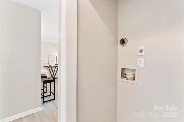 $210,000 | 1620 Arlyn Circle, Unit E, Charlotte, NC 28213