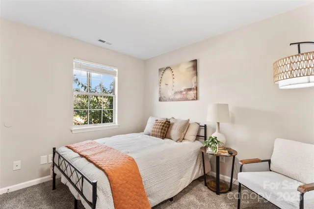 $210,000 | 1620 Arlyn Circle, Unit E, Charlotte, NC 28213