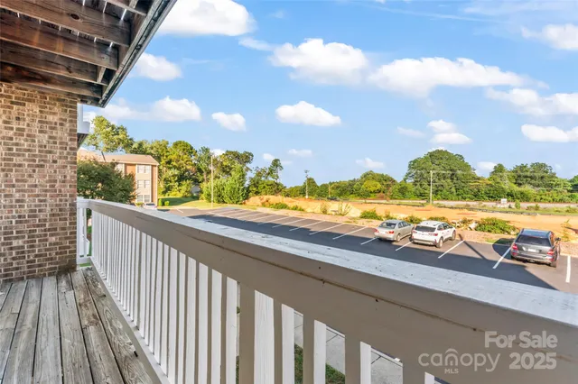 $210,000 | 1620 Arlyn Circle, Unit E, Charlotte, NC 28213