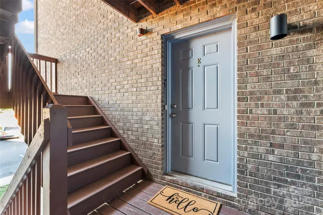 $210,000 | 1620 Arlyn Circle, Unit E, Charlotte, NC 28213