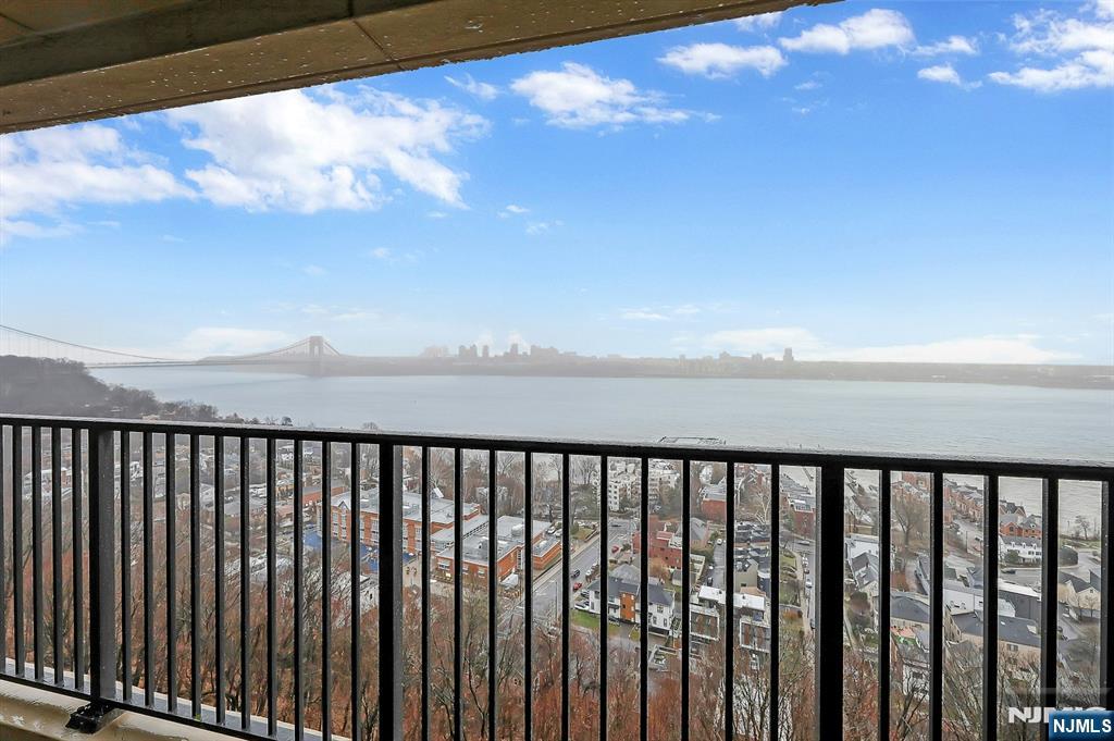 3 Horizon Road, Unit 1002 Fort Lee, NJ 07024 - Photo 13 of 50