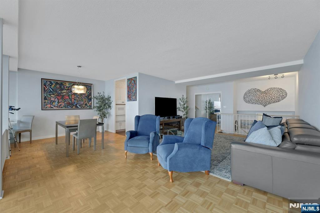 3 Horizon Road, Unit 1002 Fort Lee, NJ 07024 - Photo 17 of 50