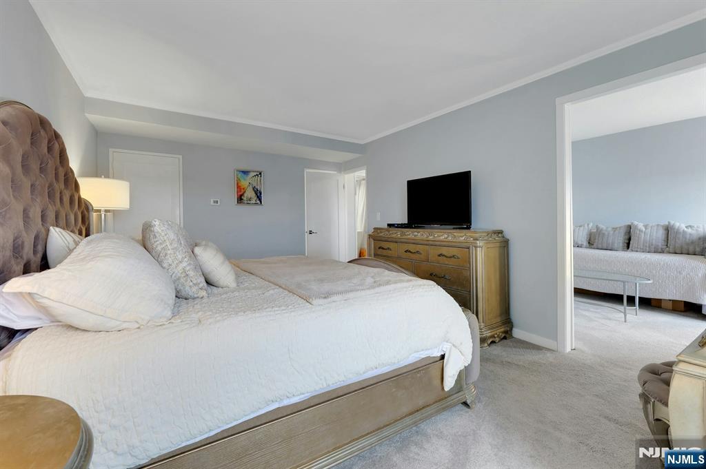 3 Horizon Road, Unit 1002 Fort Lee, NJ 07024 - Photo 40 of 50