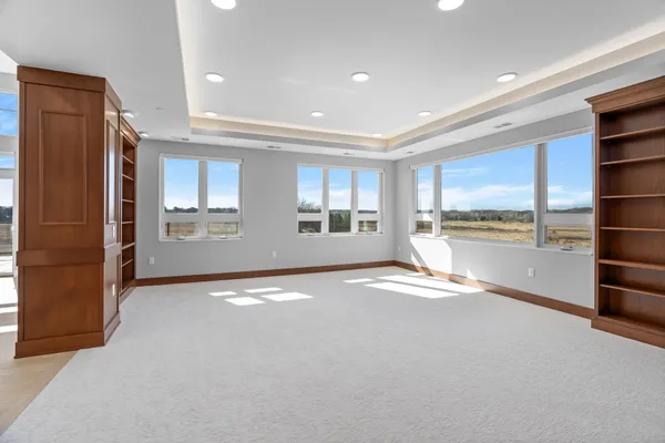 $2,000,000 | 1 Hill Farm Court, Unit 306, North Oaks, MN 55127