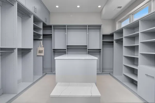 $2,000,000 | 1 Hill Farm Court, Unit 306, North Oaks, MN 55127