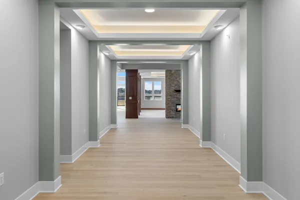 $2,000,000 | 1 Hill Farm Court, Unit 306, North Oaks, MN 55127