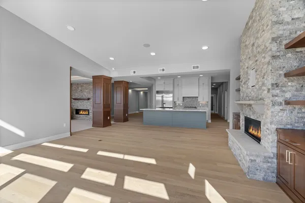 $2,000,000 | 1 Hill Farm Court, Unit 306, North Oaks, MN 55127