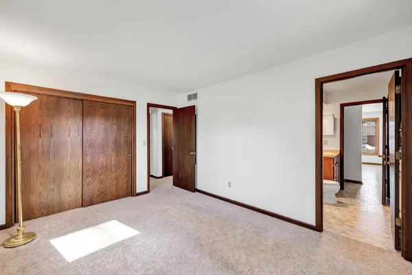 $299,900 | 1559 Langlade Avenue, Green Bay, WI 54304