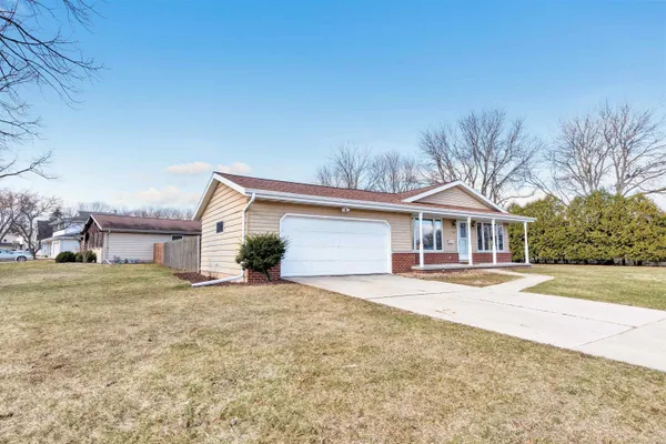 $299,900 | 1559 Langlade Avenue, Green Bay, WI 54304