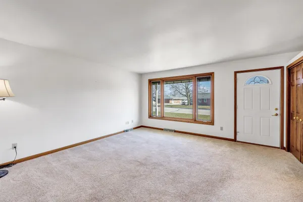 $299,900 | 1559 Langlade Avenue, Green Bay, WI 54304