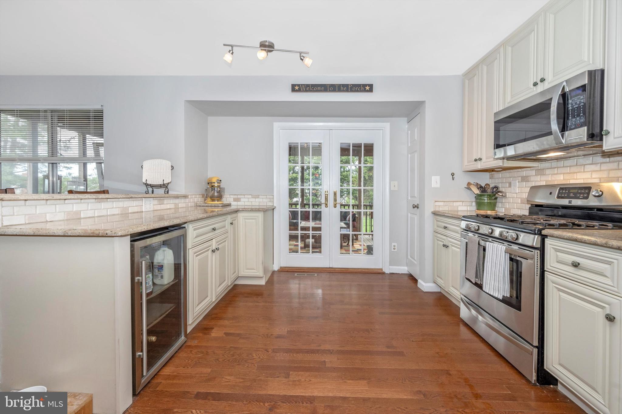 20009 Westerly Avenue Poolesville, MD 20837 - Photo 15 of 58 Gallery Image 15