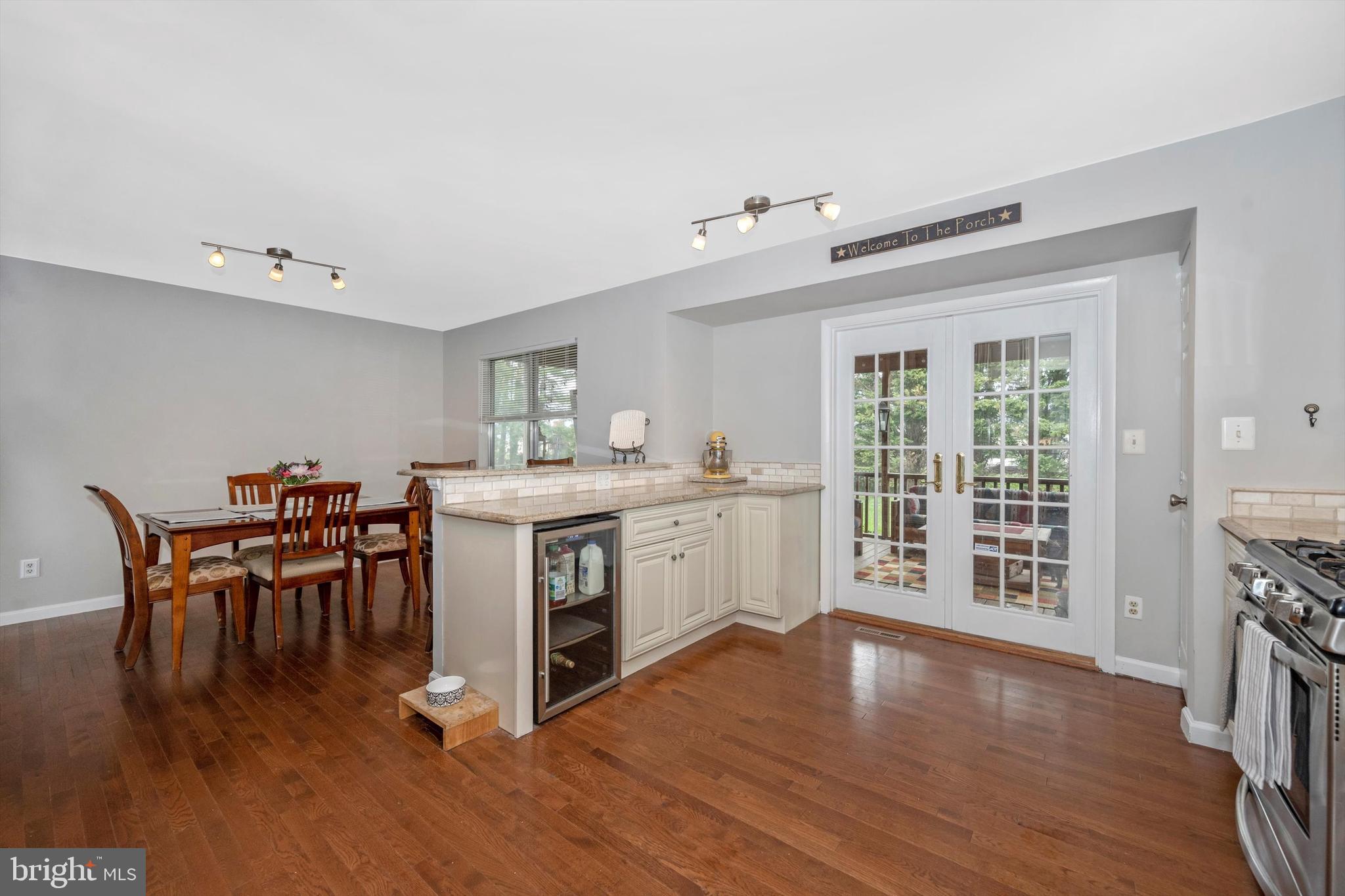 20009 Westerly Avenue Poolesville, MD 20837 - Photo 16 of 58 Gallery Image 16