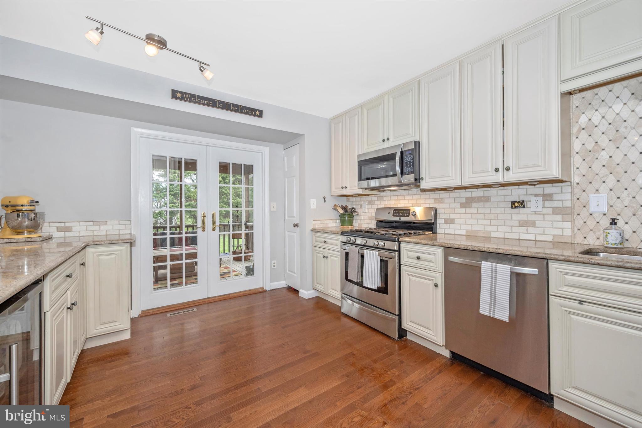 20009 Westerly Avenue Poolesville, MD 20837 - Photo 17 of 58 Gallery Image 17