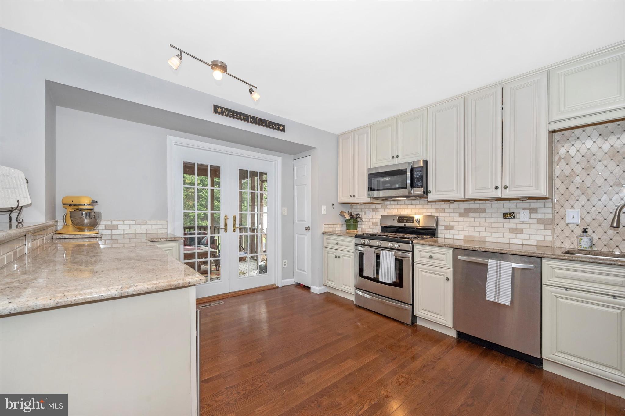 20009 Westerly Avenue Poolesville, MD 20837 - Photo 18 of 58 Gallery Image 18