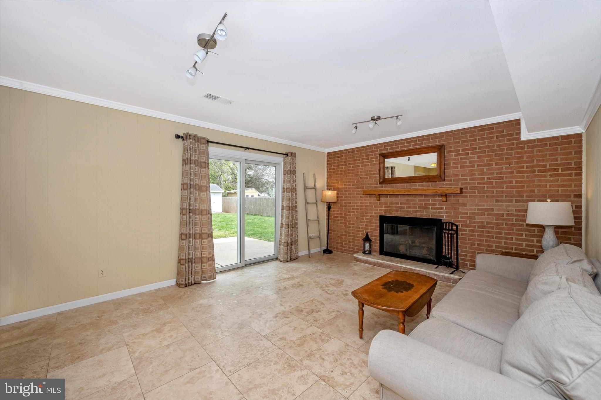 20009 Westerly Avenue Poolesville, MD 20837 - Photo 31 of 58 Gallery Image 31