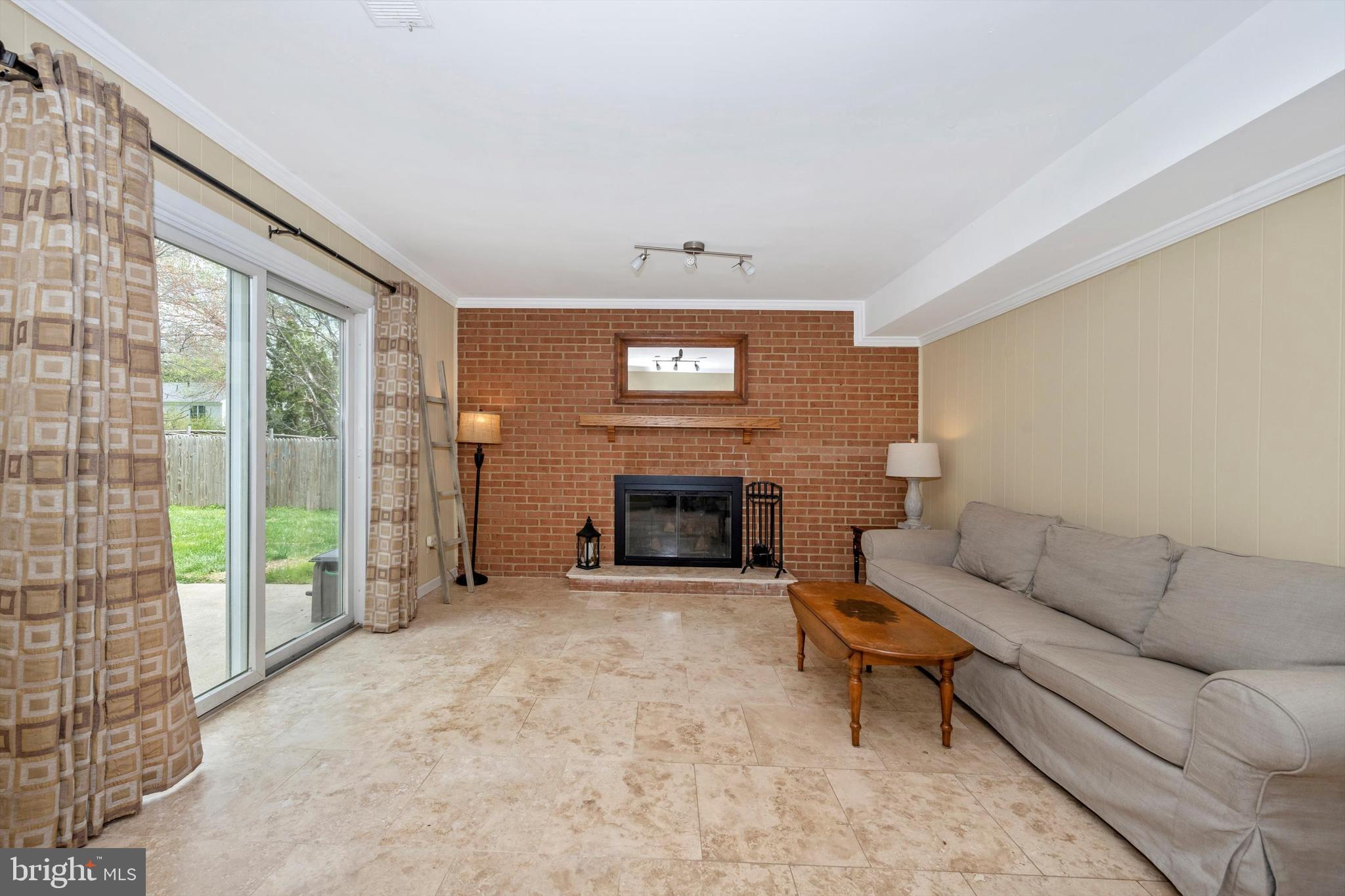 20009 Westerly Avenue Poolesville, MD 20837 - Photo 32 of 58 Gallery Image 32