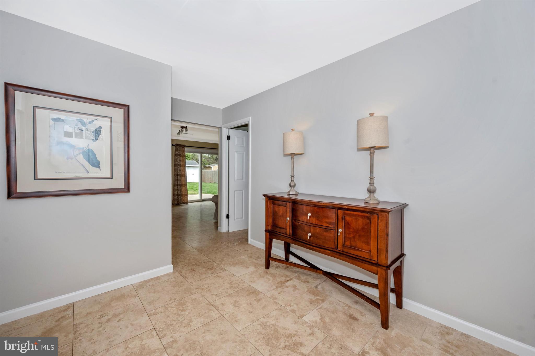20009 Westerly Avenue Poolesville, MD 20837 - Photo 4 of 58 Gallery Image 4