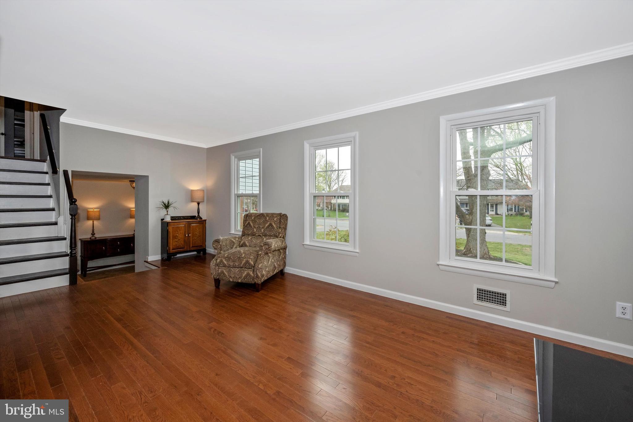 20009 Westerly Avenue Poolesville, MD 20837 - Photo 6 of 58 Gallery Image 6