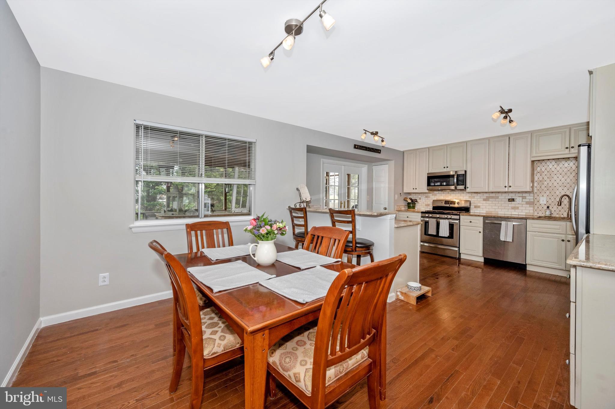 20009 Westerly Avenue Poolesville, MD 20837 - Photo 9 of 58 Gallery Image 9
