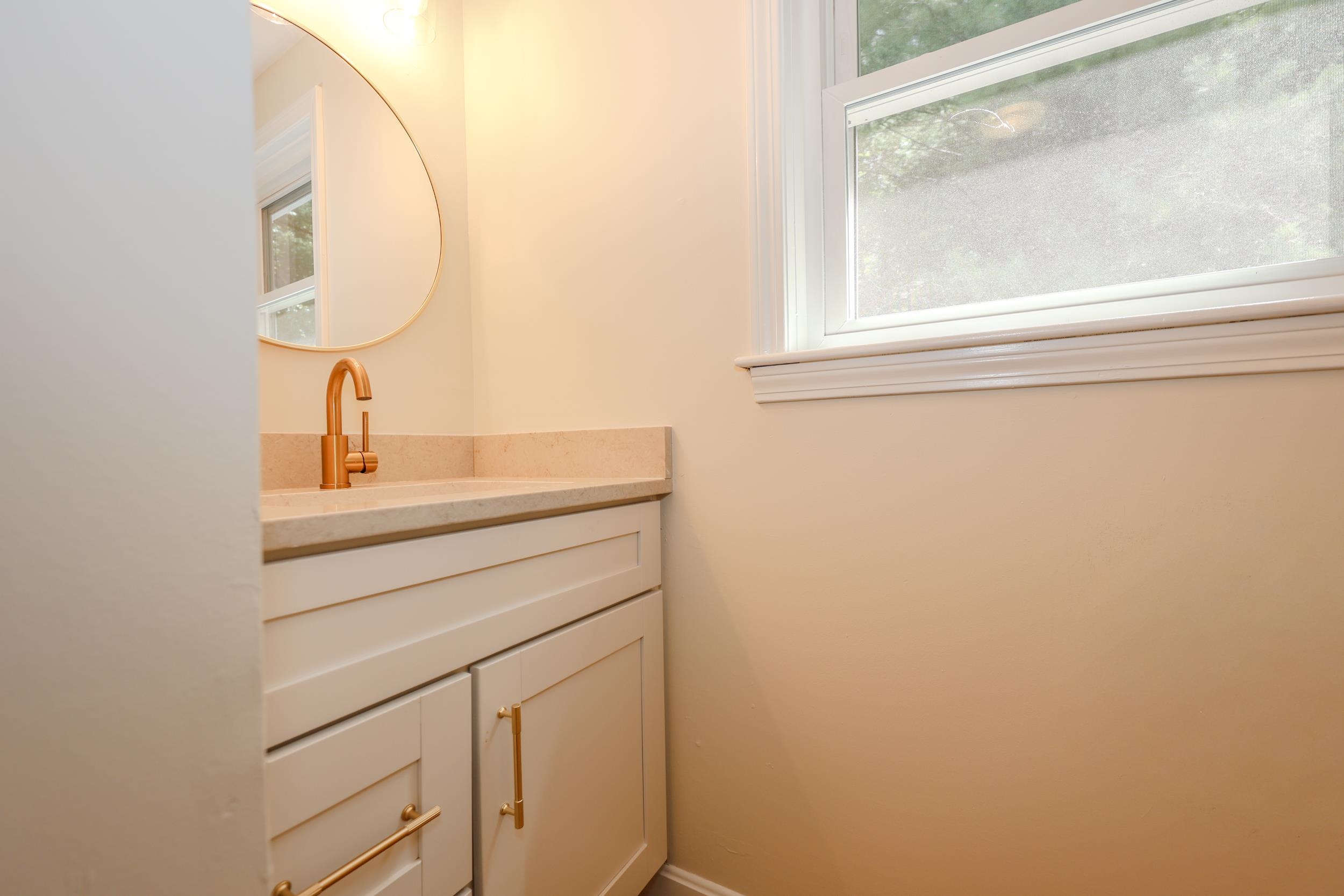 27 West Chamberlain Road Merrimack, NH 03054 - Photo 19 of 42 Gallery Image 19