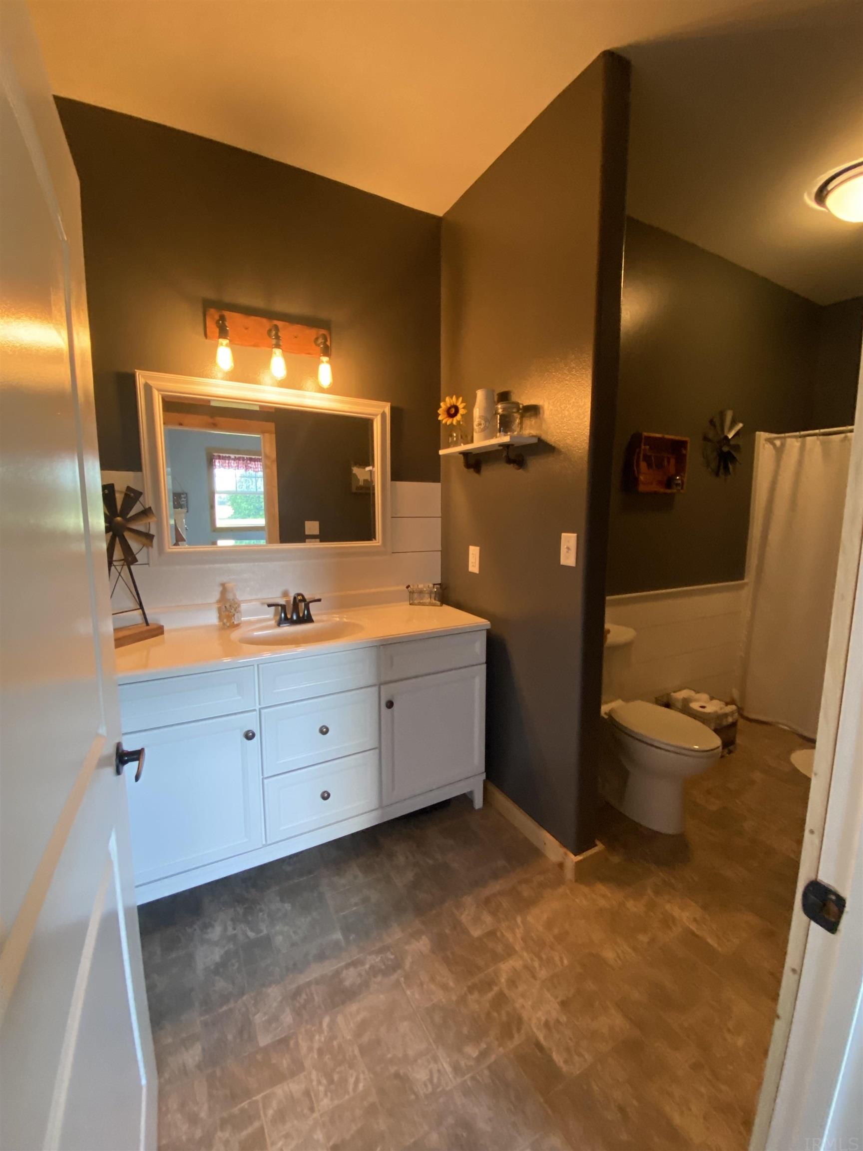4655 Nestling Lane Rochester, IN 46975 - Photo 21 of 28 Gallery Image 21