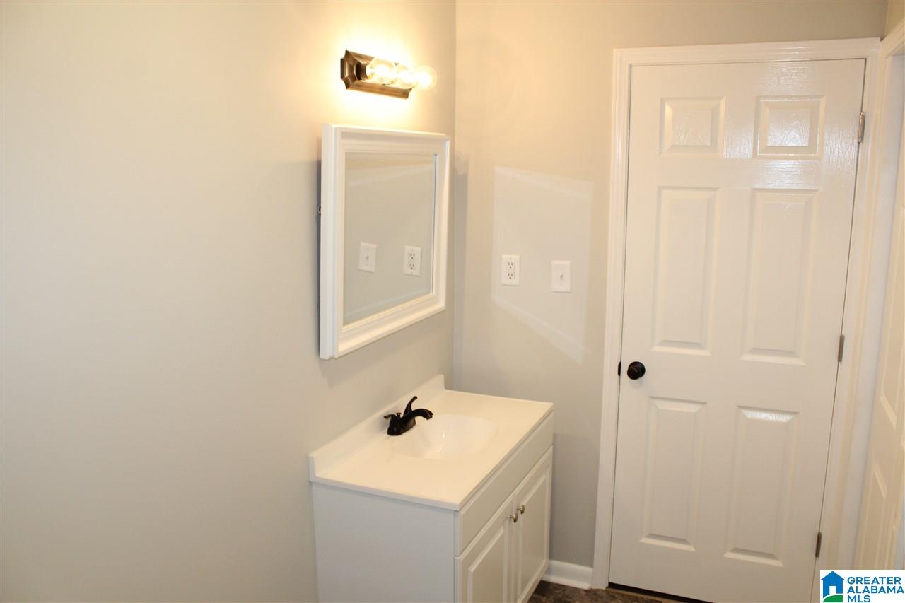 216 Patricia Road Anniston, AL 36206 - Photo 19 of 35