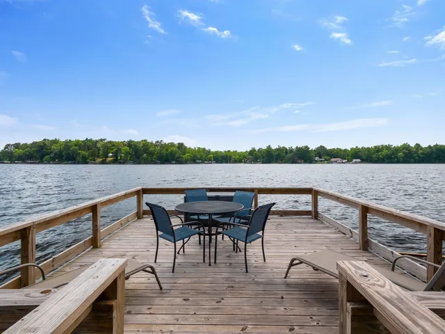 $449,000 | 1097 Drake Acres Road, Quincy, FL 32351