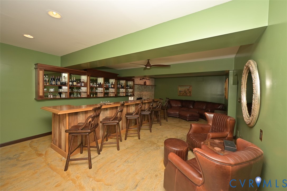 425 Starview Lane Gum Spring, VA 23065 - Photo 34 of 50 a room with gym equipment