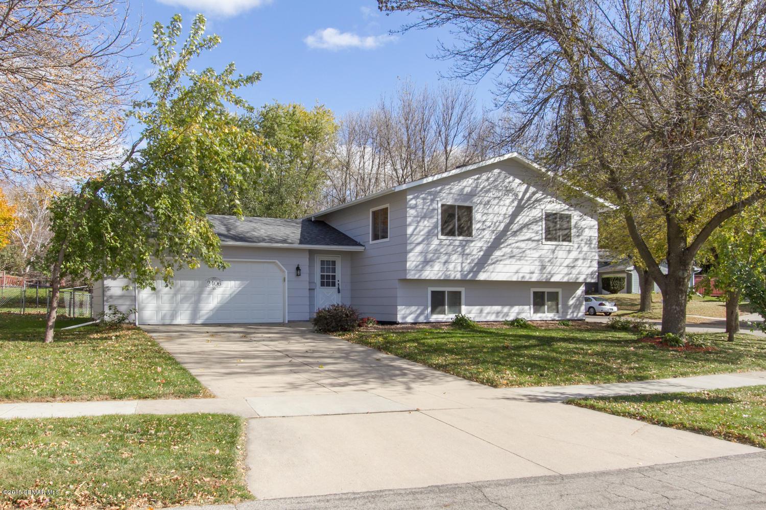 2406 28th Avenue Northwest Rochester, MN 55901 - Photo 1 of 1