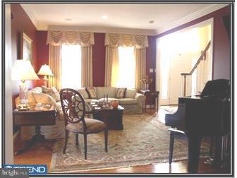 211 Fern Ridge Landenberg, PA 19350 - Photo 2 of 12 Living Room