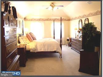 211 Fern Ridge Landenberg, PA 19350 - Photo 8 of 12 Bedroom - Main