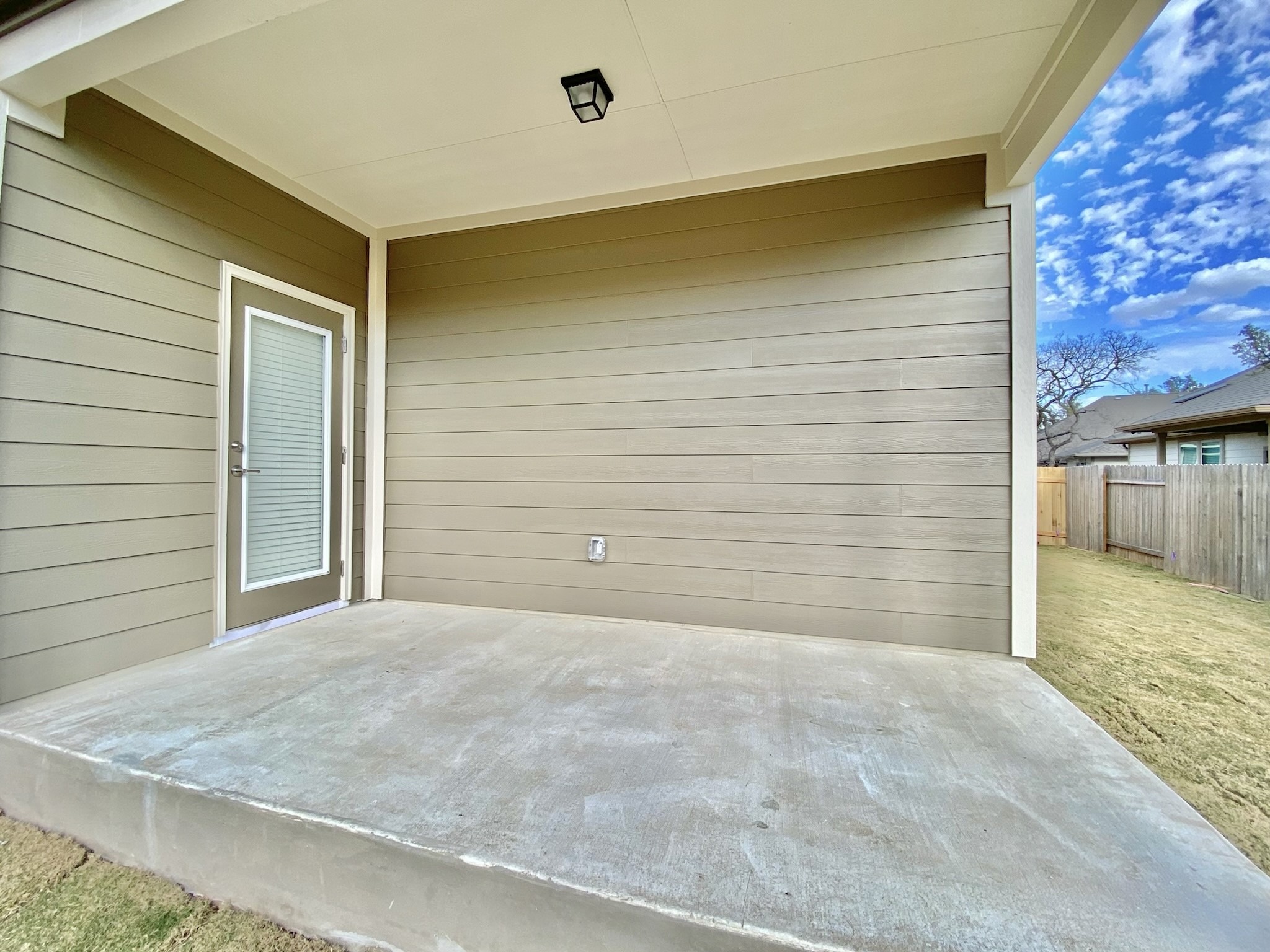 1852 Turtle Bay Loop Leander, TX 78641 - Photo 37 of 38 a view of a backyard of a house