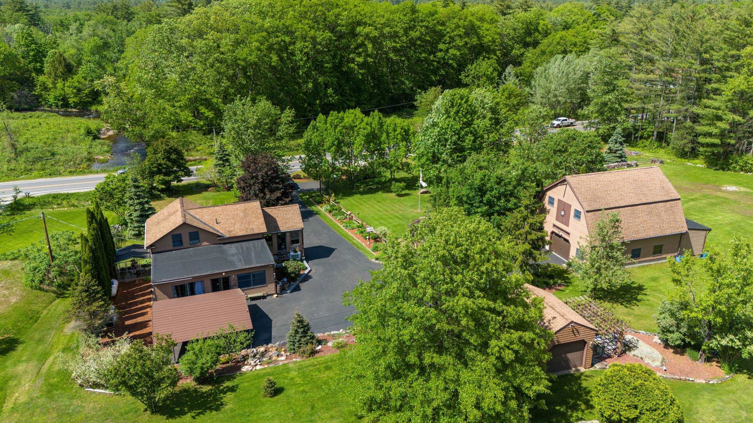 263 New Boston Road Goffstown, NH 03045 - Photo 2 of 40