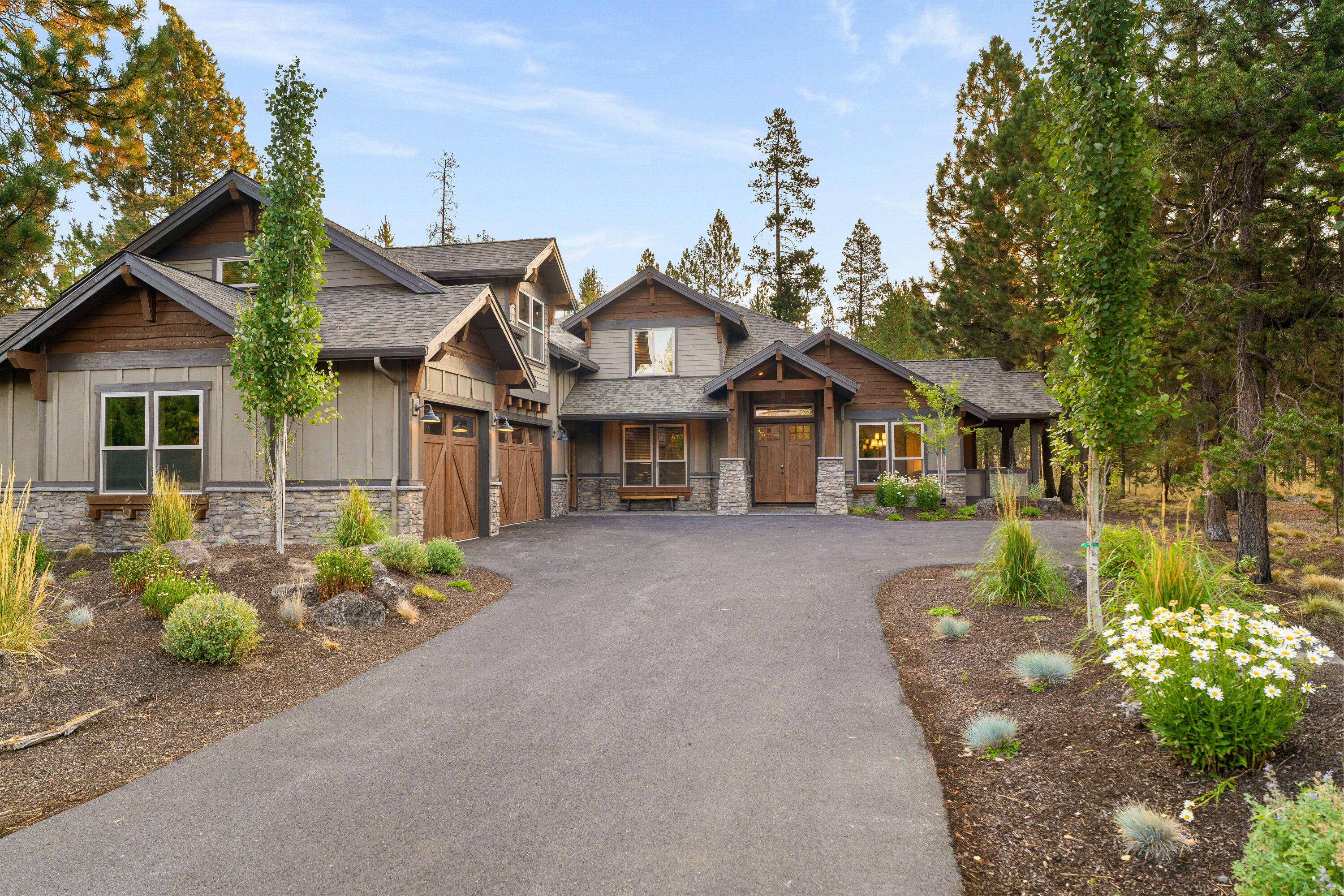 56815 Dancing Rock Loop, Unit 3 Bend, OR 97707 - Photo 56 of 71 Exterior Front