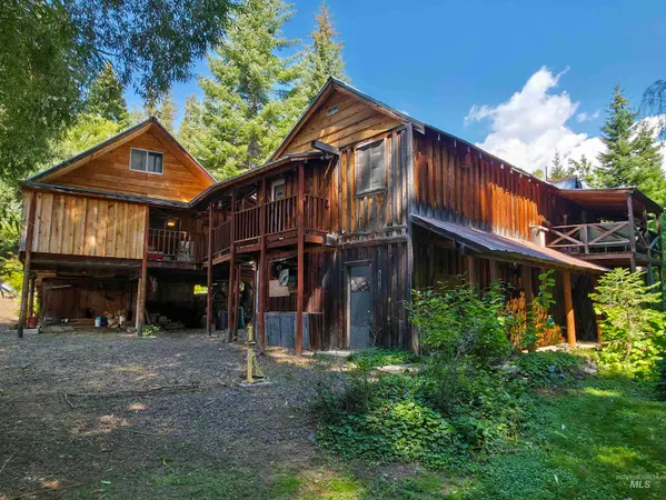 $305,000 | 4482 Council Cuprum Road, Council, ID 83612