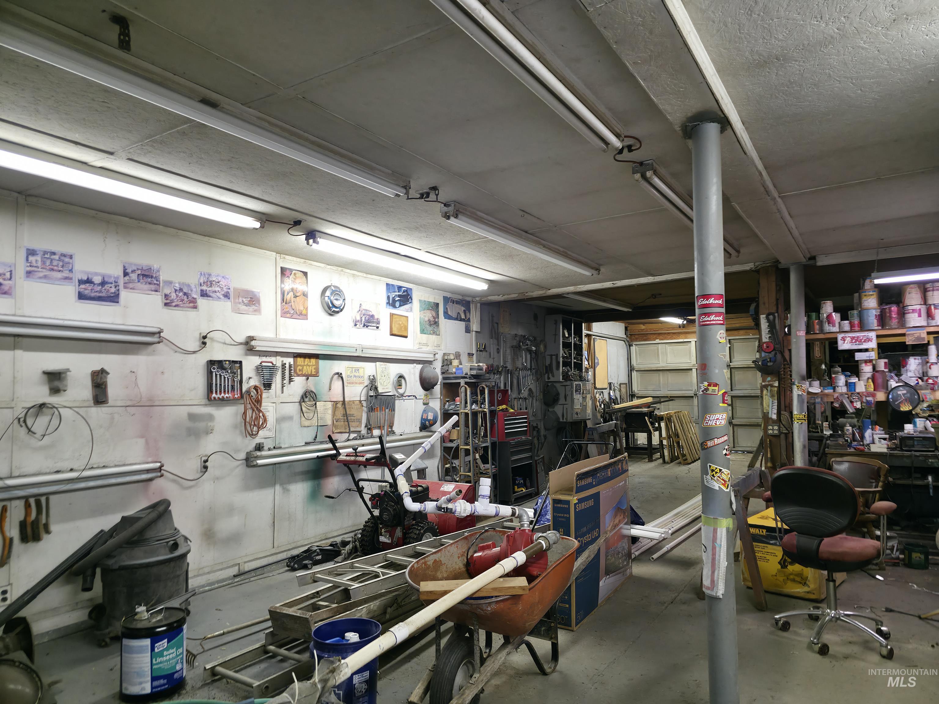 4482 Council Cuprum Road Council, ID 83612 - Photo 29 of 45 Garage featuring a workshop area
