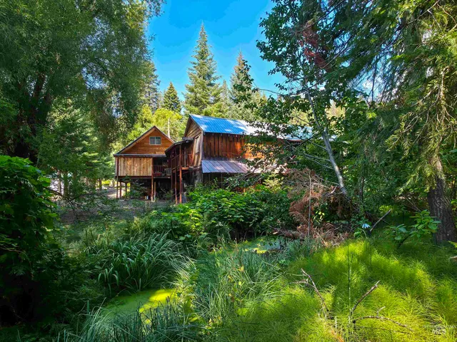 $325,000 | 4482 Council Cuprum Road, Council, ID 83612