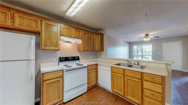 $1,150 | 1509 Hollow Hill Drive, Unit A, Bryan, TX 77802