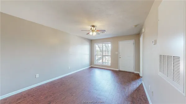 $1,150 | 1509 Hollow Hill Drive, Unit A, Bryan, TX 77802