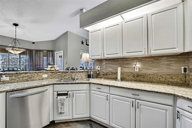 $879,900 | 4457 County Road 542H, Bushnell, FL 33513