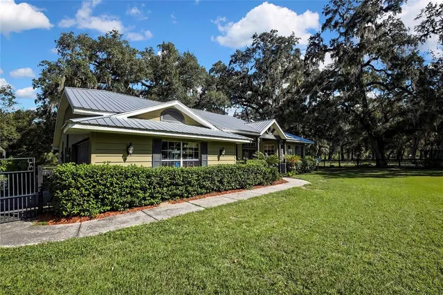 $879,900 | 4457 County Road 542H, Bushnell, FL 33513