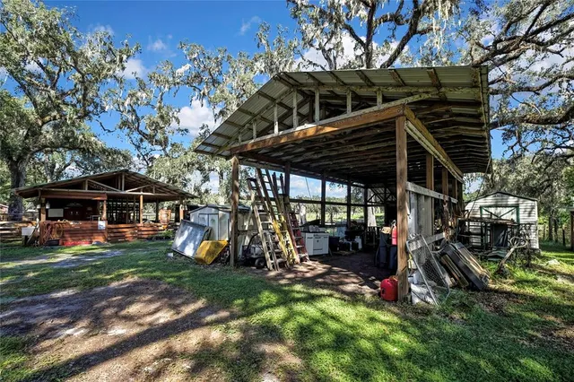 $879,900 | 4457 County Road 542H, Bushnell, FL 33513