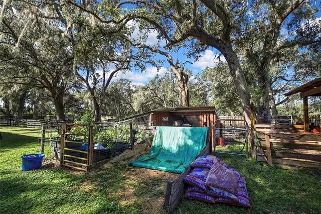 $879,900 | 4457 County Road 542H, Bushnell, FL 33513