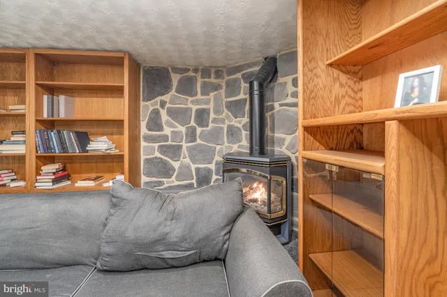 $214,900 | 6344 Darlington Drive, Harrisburg, PA 17112