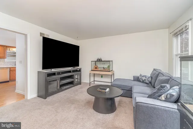 $214,900 | 6344 Darlington Drive, Harrisburg, PA 17112