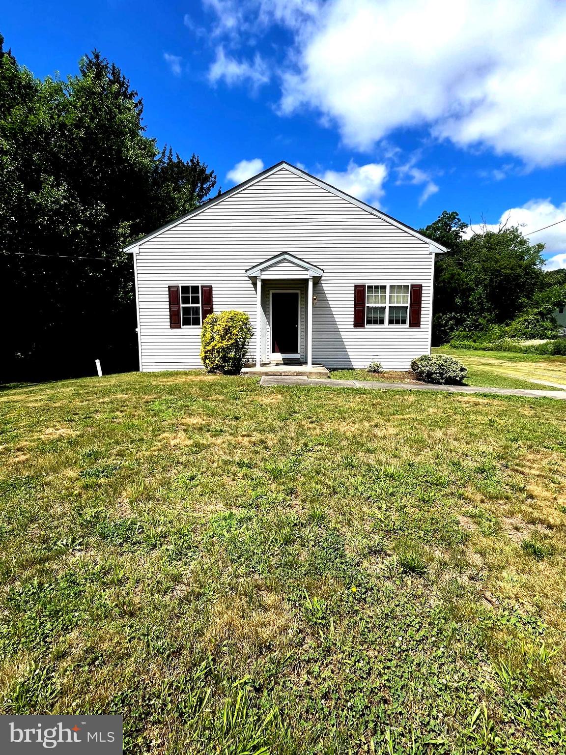 3969 Tuckahoe Road Williamstown, NJ 08094 - Photo 2 of 20
