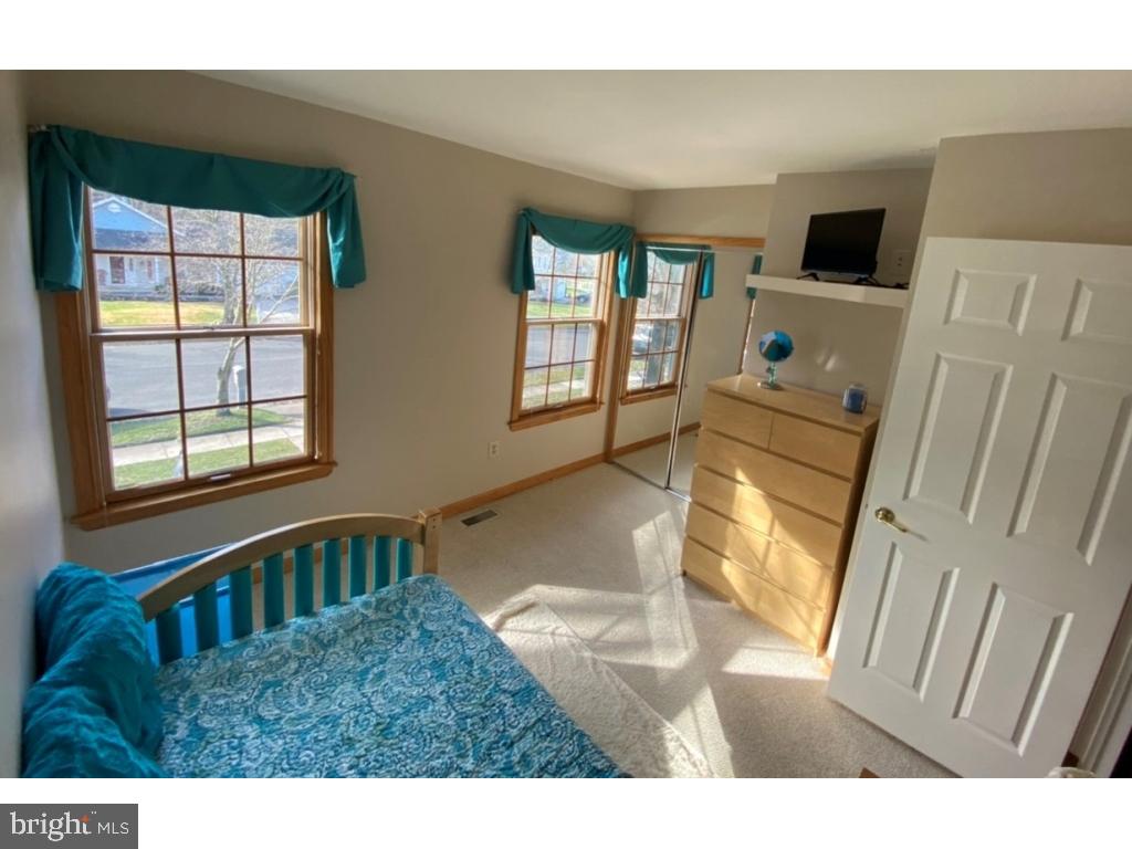 49 Longhurst Road Marlton, NJ 08053 - Photo 14 of 24