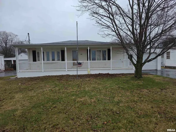 $109,900 | 1951 East Walnut Street, Canton, IL 61520