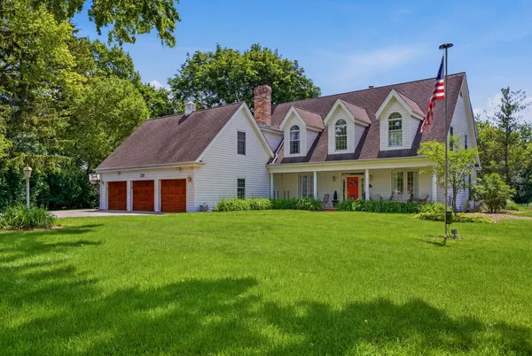 $829,900 | 233 Valley Road, Cary, IL 60013