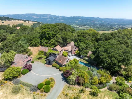 $3,485,000 | 3350 White Alder, Sonoma, CA 95476